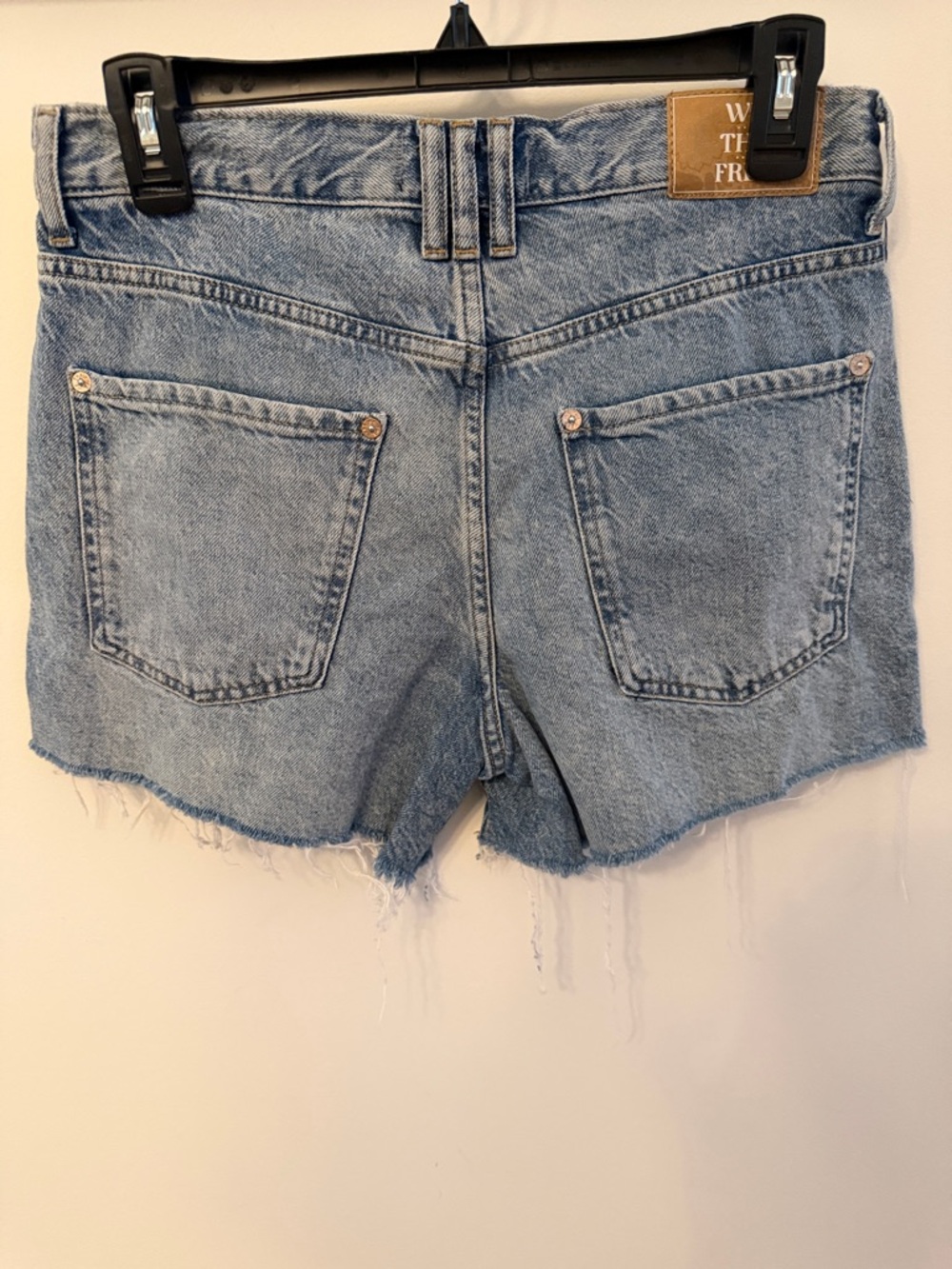 We The Free Faded Light Blue Denim Cutoff Shorts - Picture 3 of 3